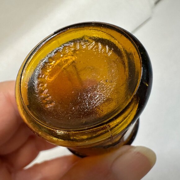 Antique Vtg Glass Apothecary Jaundice Bitters Bottles 1852 w/ Stoppers & Box - Picture 10 of 16